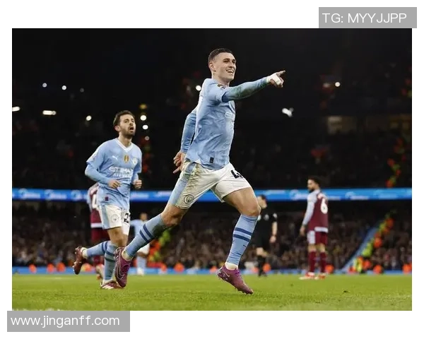 从草根少年到绿茵巨星探秘足球球星出道前的成长之路