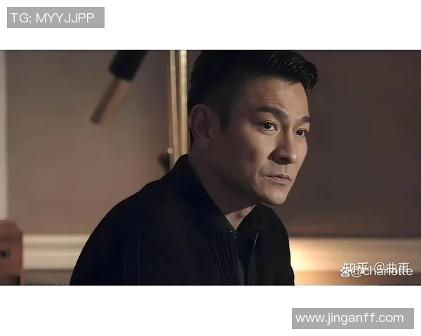 刘德华足球星：从银幕巨星到绿茵场上的闪耀传奇