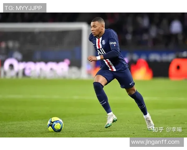 法国足球队球星风采大集锦：聚焦世界顶级球员的精彩瞬间与赛场魅力